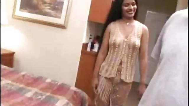 XXX bez rejestracji Babcia i ja na zarosniete piczki podwórku