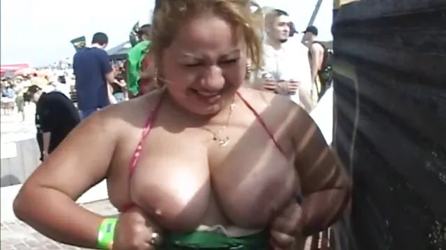 XXX bez rejestracji Nowe naturalnie zarośnięte cipki zdjęcia z komputera. Ognisty pies