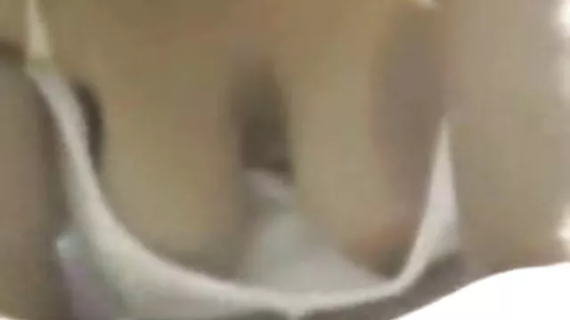 XXX bez rejestracji Puszyste pióro zabawka zarośnięte brochy