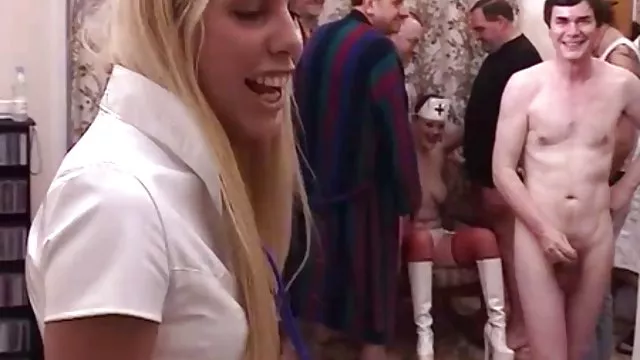 XXX bez rejestracji Olej cipki zarośnięte duża dupa wibruje jej pies zabawki